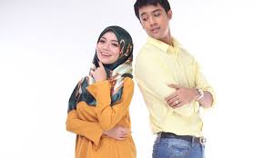Aliff aziz ft mira filzah. Tonton Online Drama Adaptasi Novel Meh Sandar Pada Aku
