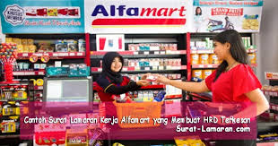 Untuk melamar ke perusahaan indomaret, maka anda harus menyiapkan beberapa berkas seperti fotocopy ijazah, fotocopy ktp, fotocopy sertifikat kursus pelatihan, daftar riwayat hidup, dan pas foto terbaru sejumlah. Contoh Surat Lamaran Kerja Alfamart Yang Membuat Hrd Terkesan Surat Lamaran Kerja