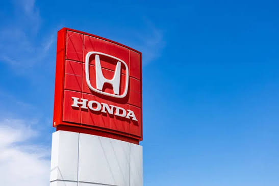 Honda raises its annual earnings forecast after returning to quarterly profit growth, buoyed by a weaker yen and stronger financial performance. http://ow.ly/aaQi106BRA6