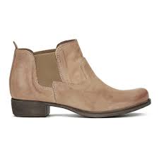 Clarks Women S Colindale Ritz Leather Chelsea Boots Light Tan Tan Chelsea Boots Boots Tan Leather Boots