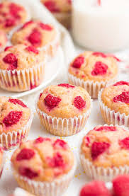 Healthy Raspberry Lemon Mini Muffins Only 32 Calories They Re Full Of Sweet Fruit Flavor Lemon Raspberry Muffins Lemon Poppyseed Muffins Raspberry Muffins