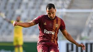 Explained! What Fawaaz Basadien would bring to Kaizer Chiefs or Orlando  Pirates in upcoming PSL transfer window - 'He's a good set-piece taker and  a good quality provider of the ball' |