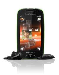 LG GU230 Dimsun vs. Sony Ericsson Mix ...