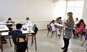 El presidente andrés manuel lópez obrador anunció que el regreso a clases presenciales en todo el país será antes de que termine este ciclo escolar, por lo que. La Vuelta A Clases Presenciales En Bahia Dependera De Cada Escuela La Brujula 24