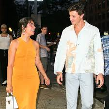 Mar 29, 2021 · shawn mendes and camila cabello reportedly had their home in los angeles broken into. See Shawn Mendes Hilariously Call Out Camila Cabello For Farting E Online Deutschland