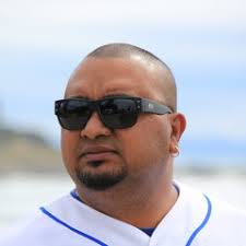 Stream Leroy Nolan music