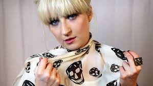 Kate surprised her unshockable dad