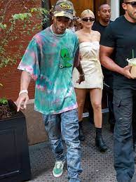 Pin By Patricia On Travis Scott Travis Scott Outfits Travis Scott Fashion Mens Fashion Streetwear