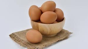 Berandaaku membeli 6 telur, lalu 2 telur pecah dan 2 telur ku makan. 18 Arti Mimpi Tentang Telur Pertanda Kemakmuran