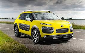 Es un coche con la misma estructura que el anterior , del mismo tamaño y con el mismo espacio para pasajeros y equipajes. El Citroen C4 Cactus Ya Tiene Precio En Argentina Argentina Cactus Autos