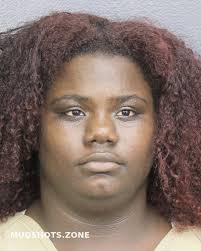 EDWARDS ALEXIS JADA 08/11/2022