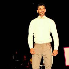 Good Afternoon Guys With This Beautiful Model Photo Best Model Of The World Emre Kvlcm Emrekivilcim Actor Tbt Model Photos Best Model Beautiful Models