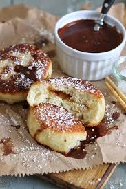 Hotteok Korean Style Street Food Donuts Pancakes Bake To The Roots Rezept Lebensmittel Essen Koreanisches Dessert Dessert Rezepte