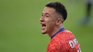 Galatasaray'ın anlaşmaya vardığı rumen futbolcu olimpiu morutan, i̇stanbul'a geldi. Qsjdhzywiadwfm