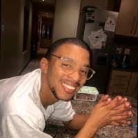 Lee Swartz's Instagram, Twitter & Facebook