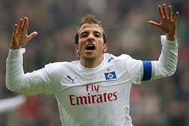 Alman magazin dergisi ok, van der vaart'ın i̇stanbul'a gitmesi halinde türk sevgilisi sabiha'nın babası tarafından kaçırılabileceğini yazdı. International Van Der Vaart Besiktas Il N Y A Eu Aucun Contact Officiel