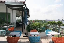 16 Cafes Restaurants In Punggol Worth Travelling For Restaurant Cafe Restaurant Cafe