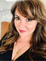 Darla Cash's Instagram, Twitter & Facebook