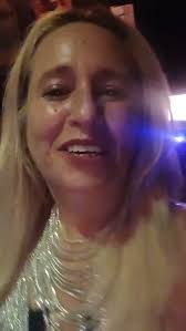 Instagram의 Sandra Maris님