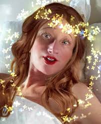 Cindy Sherman : l'exploration des archétypes féminins dans notre culture  par l'autoportrait