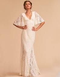 Mettre une robe sans bretelles, c'est la définition de tenter le diable. Vivre Ses Essayages De Robe De Mariee Grande Taille