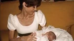 Pagina ufficiale campione di nuoto e modello veneto campione d'europa 2016. 1970 Audrey Hepburn Andrea Dotti Christening Son Luca Dotti Youtube