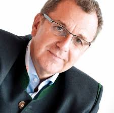 KOMMUNALER ZUKUNFTSbERichT