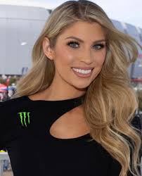 547 Moy Aresei 28 Sxolia Nicole Justine Smith Thenicolejsmith Sto Instagram Patiently Waiting For Nascar In Vega Nicole Nascar Cup Series Instagram
