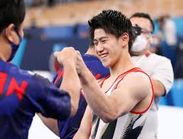 体操ニッポン団体連覇ならず銀メダル、内村航平に黄金の輝き見せられず  2021年7月26日 22:10  体操 バレー男子日本代表、カナダ下し開幕2連勝! Doe9agctlpz Gm