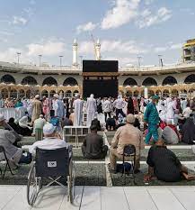 Kisah perjalanan untuk menunaikan haji yang dilalui pada tahun 1431. Pengalaman Haji Dengan Pakej Swasta Impian Menunaikan Umrah Dengan Pakej Umrah Terbaik Di Dia Bertubuh Tinggi Dengan Kulit Putih Mulus Seperti Cungkok Tapi Dengan Wajah Arab Bertolak Belakang Dengan