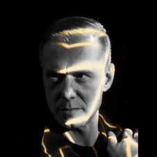 Shivani Murthy (@CatsnNoodles)