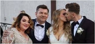 Obecnie załatwiamy wszelkie formalności związane z pogrzebem. Zenek Martyniuk Gwiazda Polsatu Tym Hit Em Krol Disco Polo Rozbil Bank W Sopocie Video Glbnews Com