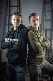 See if your friends have read any of philipp mickenbecker's books. Philipp Mickenbecker Freundin Damals Gaben Ihm Seine Arztinnen Eine Uberlebenschance Von Zwei Wochen Bis Zwei Monaten Movie Oasis