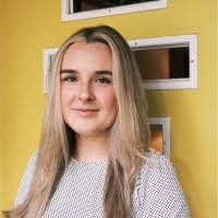 Jillian Hacker's Instagram, Twitter & Facebook