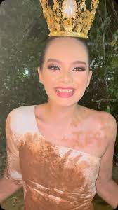 Miren como quedó S.R.M. Alejandra Del Carmen Hill Testa, reina del Festival  Folklórico Nacional de La Mitra, que los invita al Gran Desfile Folklórico  este domingo.