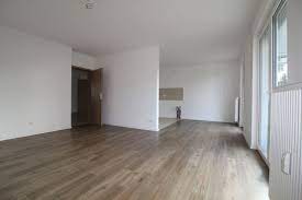 Beim immobilienverkauf gibt es das bestellerprinzip nach aktuellem stand noch nicht. 3 Zimmer Wohnung Zu Vermieten Waldstrasse 42b 84069 Schierling Regensburg Kreis Mapio Net