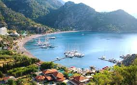 Turkey's picturesque turquoise coast dotted with roman remains is a huge draw; Marmaris Plajlari Rehberi En Iyi Plajlar Imkanlar Tavsiyeler