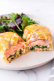 Salmon Wellington With Puff Pastry Salmon En Croute Cooking For My Soul