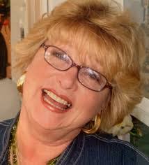 Amanda Bischoff's Instagram, Twitter & Facebook