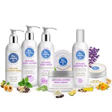 These natural brands promise products that are healthy for you and your baby. The Moms Co Mom And Baby Care Essentials With Suitcase Gift Box Buy The Moms Co Mom And Baby Care Essentials With Suitcase Gift Box Online At Best Price In India