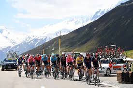 Alaphillipe y van der poel, en suiza con soler y carapaz tras un año de ausencia, la carrera regresa al calendario ciclista. Richard Carapaz Dedica A Ineos Y Sus Companeros De Ruta El Triunfo En Suiza Otros Deportes Deportes El Universo