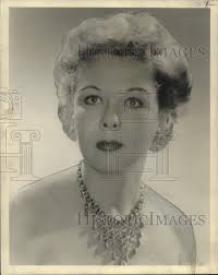 1956 Press Photo Actress Elizabeth Eustis