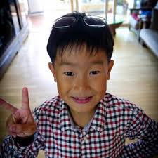 Jeremy Song (@JeremyJGSong)