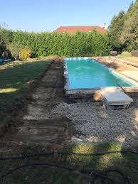 Preparatoon De Coulage De Dalle Piscine Spa Services Facebook La piscine est équipée d'un liner et est complétée par une plage carrelée en pierre reconstituée avec des spots encastrés, pour une superficie totale de 46 m2. facebook