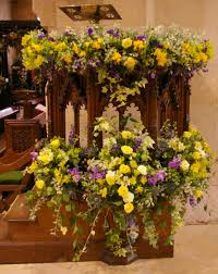 Www Fairford Org Flowerfestival Pulpit Png Church Wedding Flowers Church Flowers Altar Arrangement