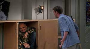 Contractor Gets In The Cabinet To Prove Its Sturdiness Sparks Hilarious Photoshop Battle Bored Panda