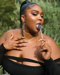 Check spelling or type a new query. Jillian Michaels Says She Was Wrong For Lambasting Lizzo S Weight But Stands By Obesity Criticism Australiannewsreview