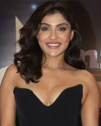 Miko Brando, the son of Marlon Brando arrives at his father's Mullholland  Drve h Picture # 7391