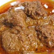 Siapkan wajan, masukkan semua bahan dan bumbu halus. Koleksi Resepi Rendang Daging