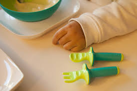 Bei der einreise aus risikogebieten besteht die pflicht zur digitalen einreiseanmeldung, eine. Baby Led Weaning Guide Infos Und Tipps Zur Selbstbestimmten Beikost Inkl Nahrungsmittel Liste Und Zucker Und Salzfreien Rezepten Mini And Me